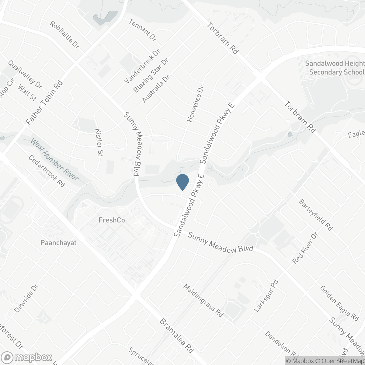 16 OAK GARDENS COURT, Brampton, Ontario L6R 2Y6